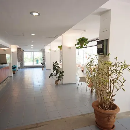 Elite Hotel apartamentowy 3*