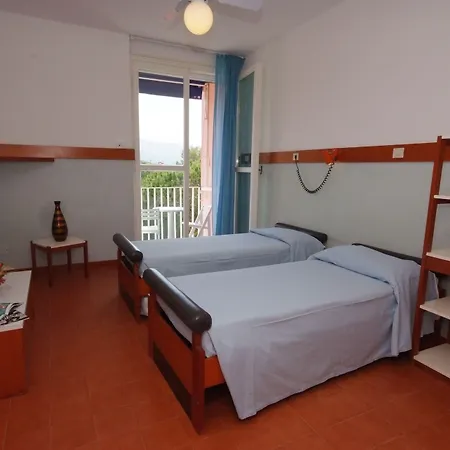 Elite Aparthotel 3*