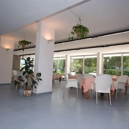 Elite Apartmanhotel 3*